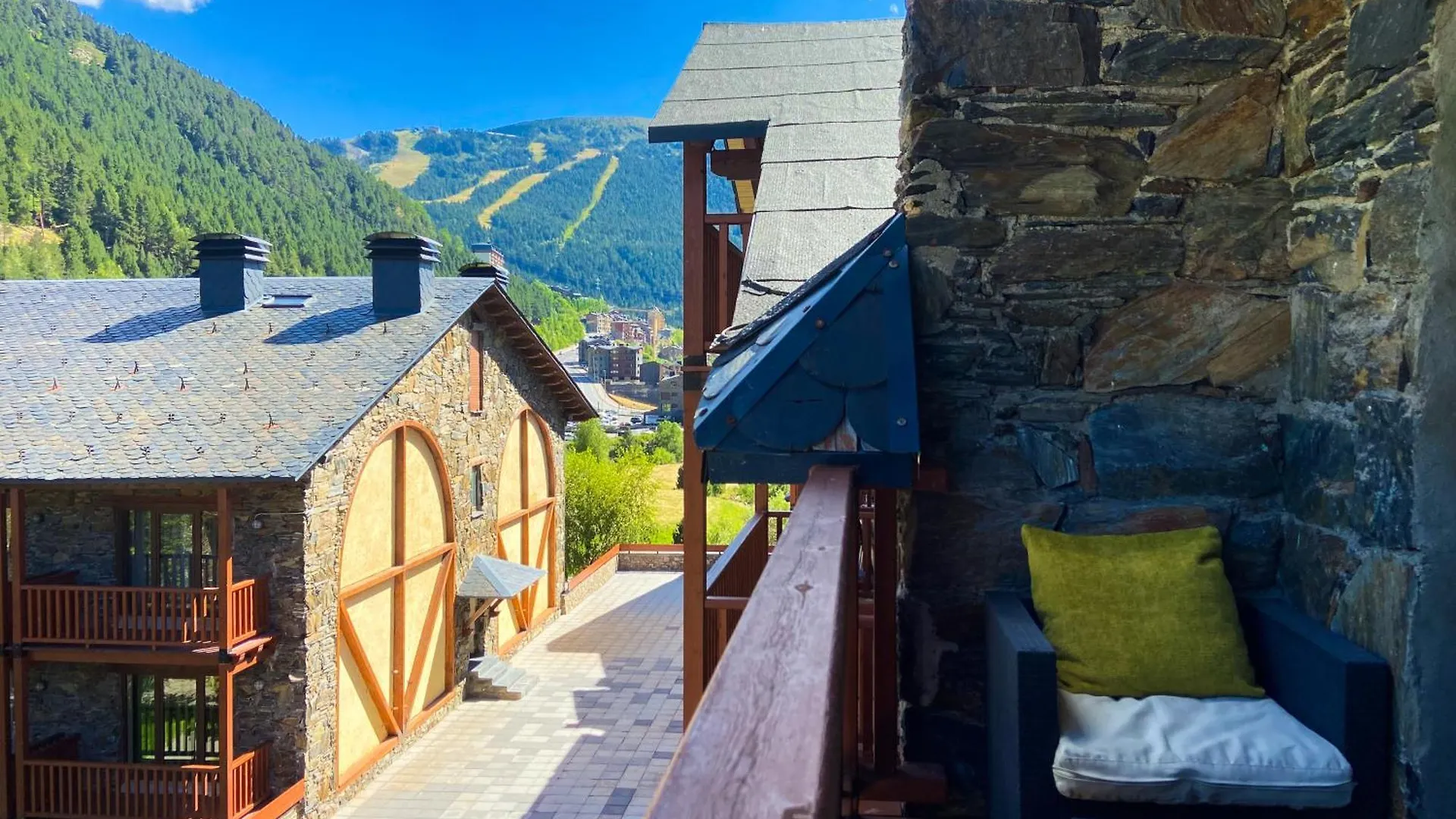 Atico Duplex Con Increibles Vistas A La Valle De Incles - Parking Gratis L By Bonesvacances Apartamento