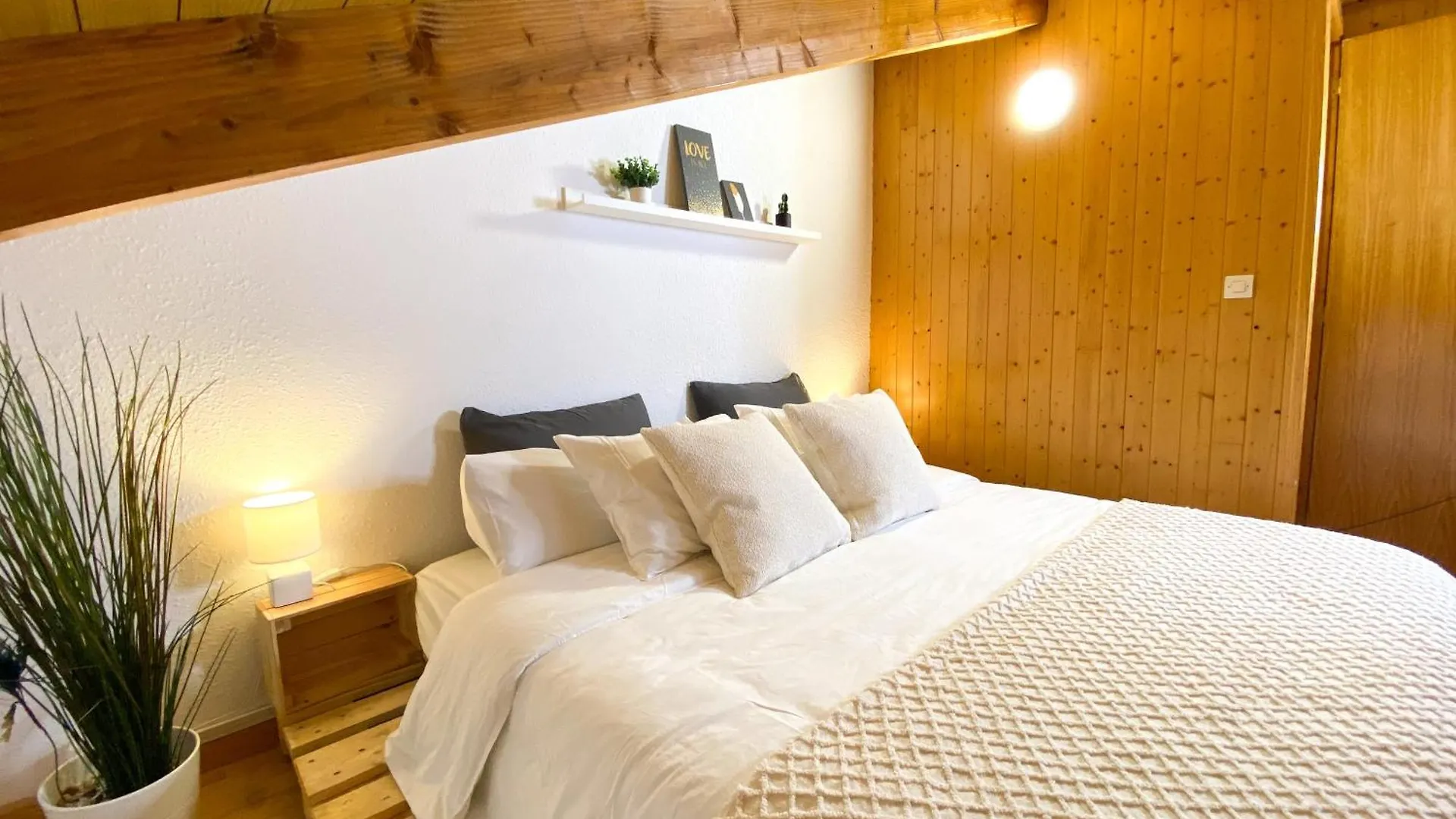 Atico Duplex Con Increibles Vistas A La Valle De Incles - Parking Gratis L By Bonesvacances
